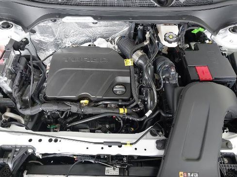 New 2026 Chevrolet Trax LT w/ Driver Confidence Package FWD image 30