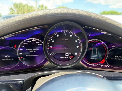 Used 2017 Porsche Panamera 4S AWD/4WD image 23