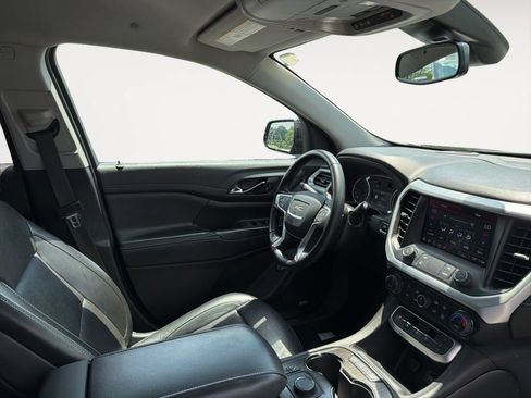Used 2023 GMC Acadia SLT AWD/4WD image 13