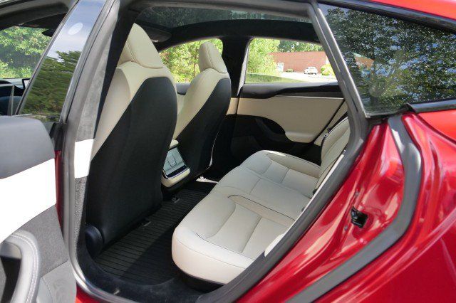 Used 2023 Tesla Model S Plaid AWD/4WD image 27