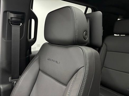 New 2026 GMC Yukon Denali w/ Denali Reserve Package image 51