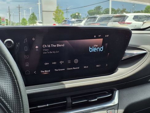 Used 2025 Buick Envista Preferred FWD image 26