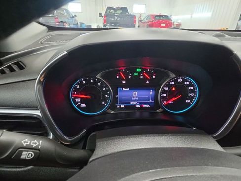 Used 2020 Chevrolet Equinox LT AWD/4WD image 12