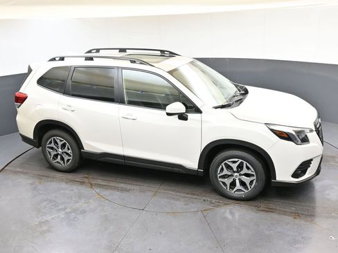 Certified 2023 Subaru Forester Premium image 54