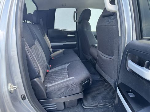 Used 2018 Toyota Tundra SR5 AWD/4WD image 13