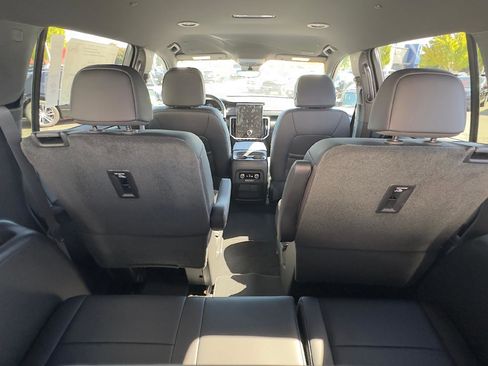 New 2026 GMC Acadia Elevation w/ Super Cruise Package image 9