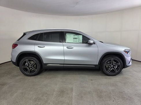 New 2026 Mercedes-Benz GLA 250 image 3