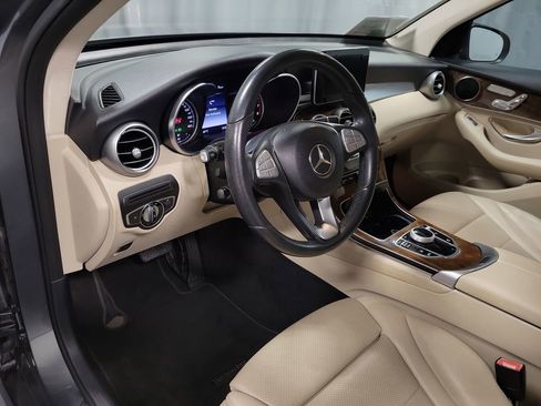Used 2017 Mercedes-Benz GLC 300 image 14