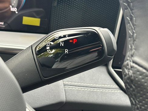 New 2026 Volkswagen Tiguan SE R-Line image 20