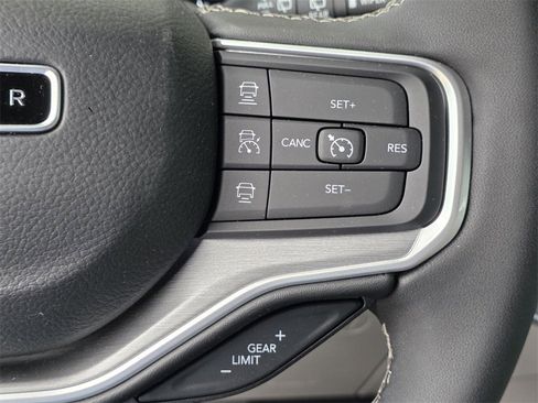 New 2025 Jeep Wagoneer Series II image 41