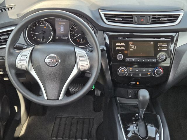 Used 2016 Nissan Rogue S w/ Appearance Package FWD image 25