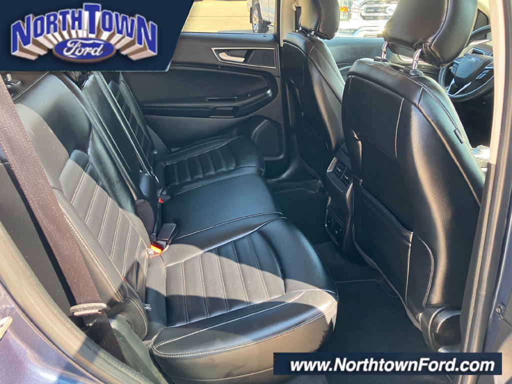 Used 2019 Ford Edge SEL w/ Equipment Group 201A AWD/4WD image 17