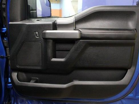 Used 2015 Ford F150 XLT w/ Equipment Group 302A Luxury AWD/4WD image 9