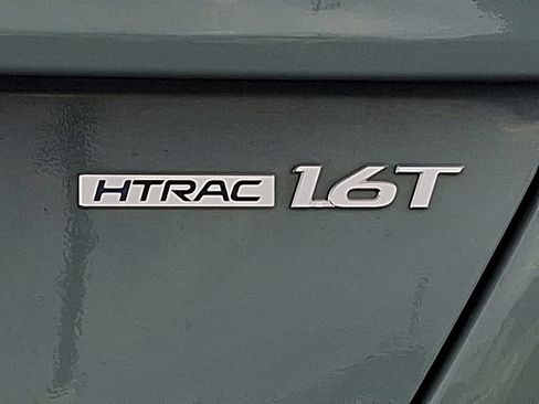 Used 2024 Hyundai Kona Limited AWD/4WD image 31