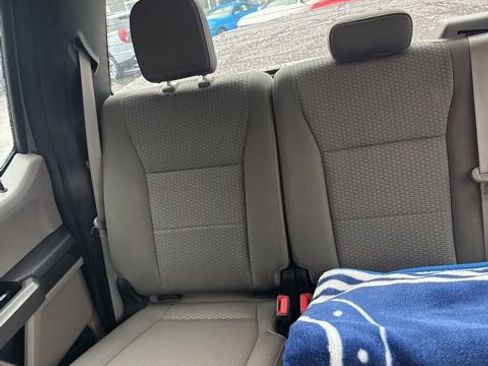 Used 2019 Ford F150 XLT w/ Equipment Group 302A Luxury image 23