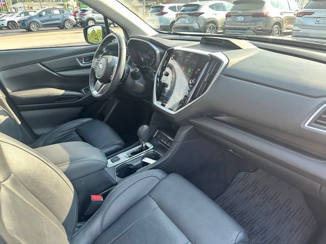 Used 2023 Subaru Ascent Limited AWD/4WD image 24