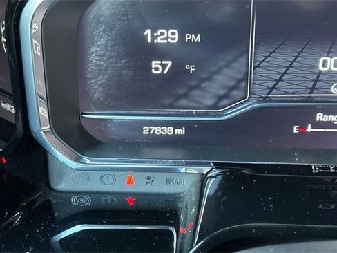 Used 2025 GMC Sierra 1500 SLT image 26