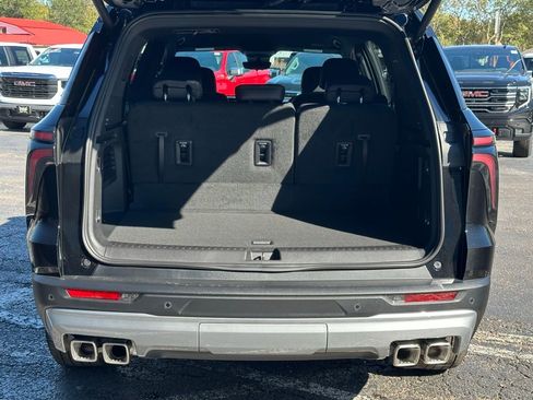 New 2026 Chevrolet Traverse LT w/ Driver Confidence Package image 8