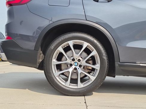 Used 2022 BMW X5 xDrive40i w/ Executive Package AWD/4WD image 25