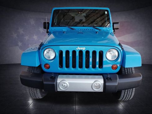 Used 2011 Jeep Wrangler Sahara w/ Trailer Tow Group AWD/4WD image 8