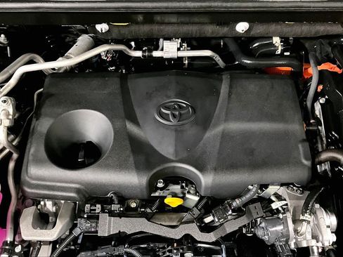 Used 2024 Toyota RAV4 XSE w/ Weather Package AWD/4WD image 33