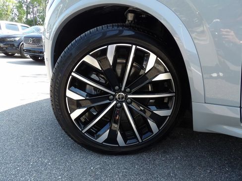 Certified 2026 Volvo XC90 B6 Plus AWD/4WD image 30