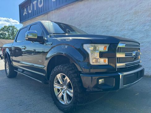 Used 2015 Ford F150 Platinum w/ Equipment Group 701A Luxury AWD/4WD image 28