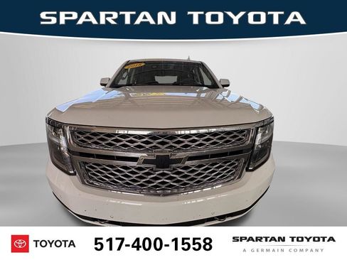 Used 2018 Chevrolet Tahoe LT w/ LT Signature Package AWD/4WD image 9