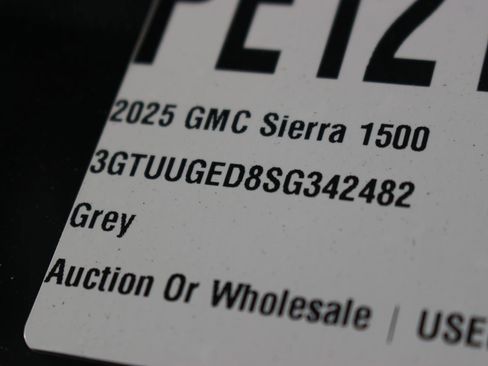 Used 2025 GMC Sierra 1500 Denali w/ Denali Reserve Package AWD/4WD image 42