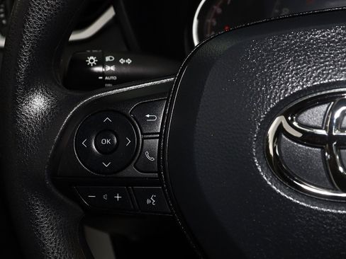 Used 2023 Toyota RAV4 XLE image 21