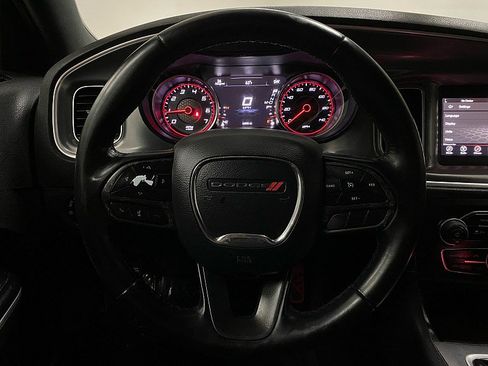 Used 2021 Dodge Charger SXT image 17