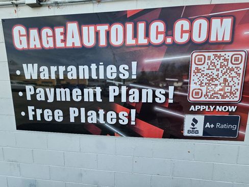 Used 2020 Chevrolet Camaro LT image 17