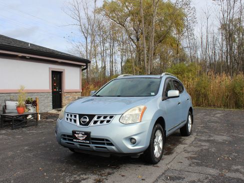 Used 2013 Nissan Rogue SV w/ Premium Pkg AWD/4WD image 13
