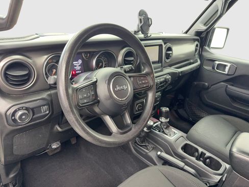 Used 2023 Jeep Wrangler Unlimited Sport AWD/4WD image 18