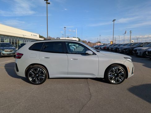 New 2026 BMW X3 xDrive30 w/ Premium Package image 2