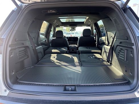 New 2026 Chevrolet Traverse Z71 w/ Enhanced Driving Package image 32