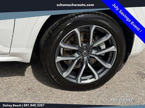 Used 2019 Volvo XC90 T6 Momentum AWD/4WD image 9