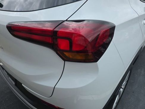 Used 2024 Buick Encore GX Preferred FWD image 7