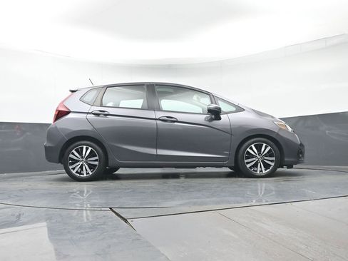 Used 2018 Honda Fit EX image 31