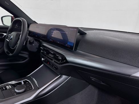 Used 2025 BMW 230i Coupe w/ Premium Package RWD image 24