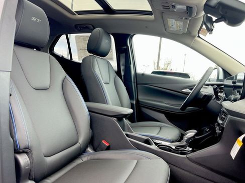 New 2026 Buick Encore GX Sport Touring w/ Advanced Technology Package AWD/4WD image 22