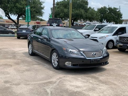 Used 2011 Lexus ES 350 FWD image 3
