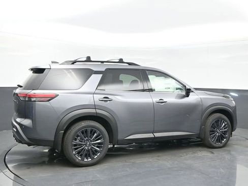 New 2026 Nissan Pathfinder SL w/ SL Premium Package image 6