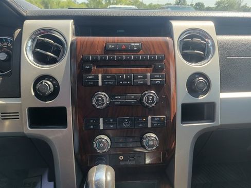 Used 2012 Ford F150 Lariat w/ Lariat Chrome Pkg image 13