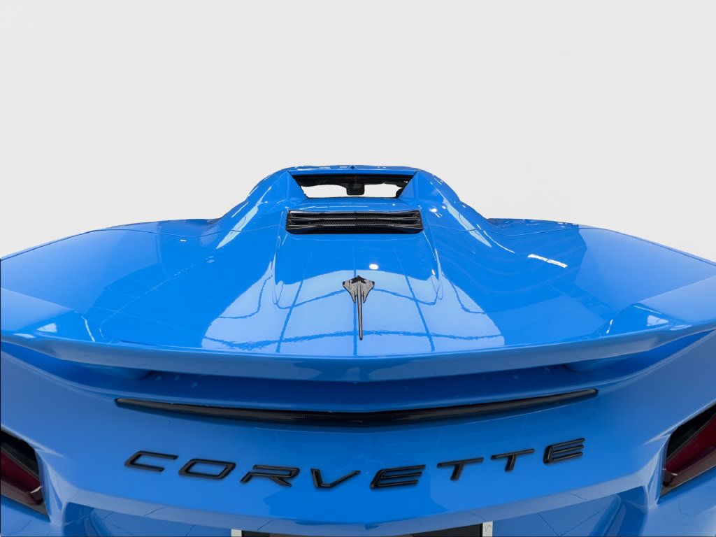 Used 2023 Chevrolet Corvette Stingray Convertible w/ Z51 Performance Package RWD image 14