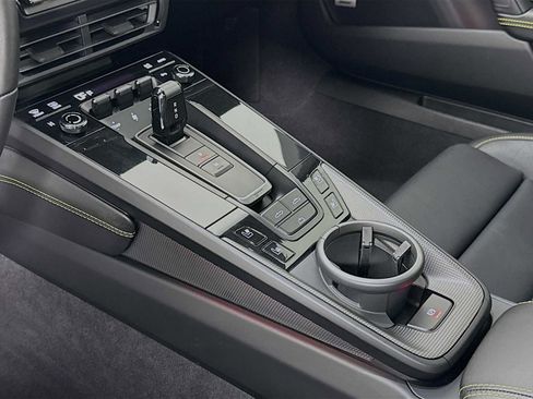 Used 2022 Porsche 911 Carrera 4 GTS image 21