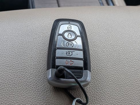 Used 2024 Ford Expedition Max Limited RWD image 34