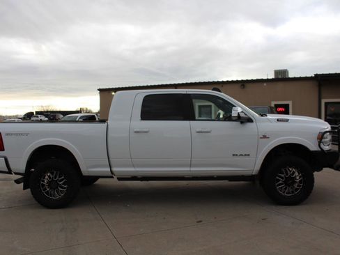 Used 2022 RAM 3500 Laramie image 84