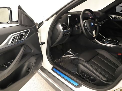 Used 2024 BMW i4 eDrive40 w/ Premium Package RWD image 14