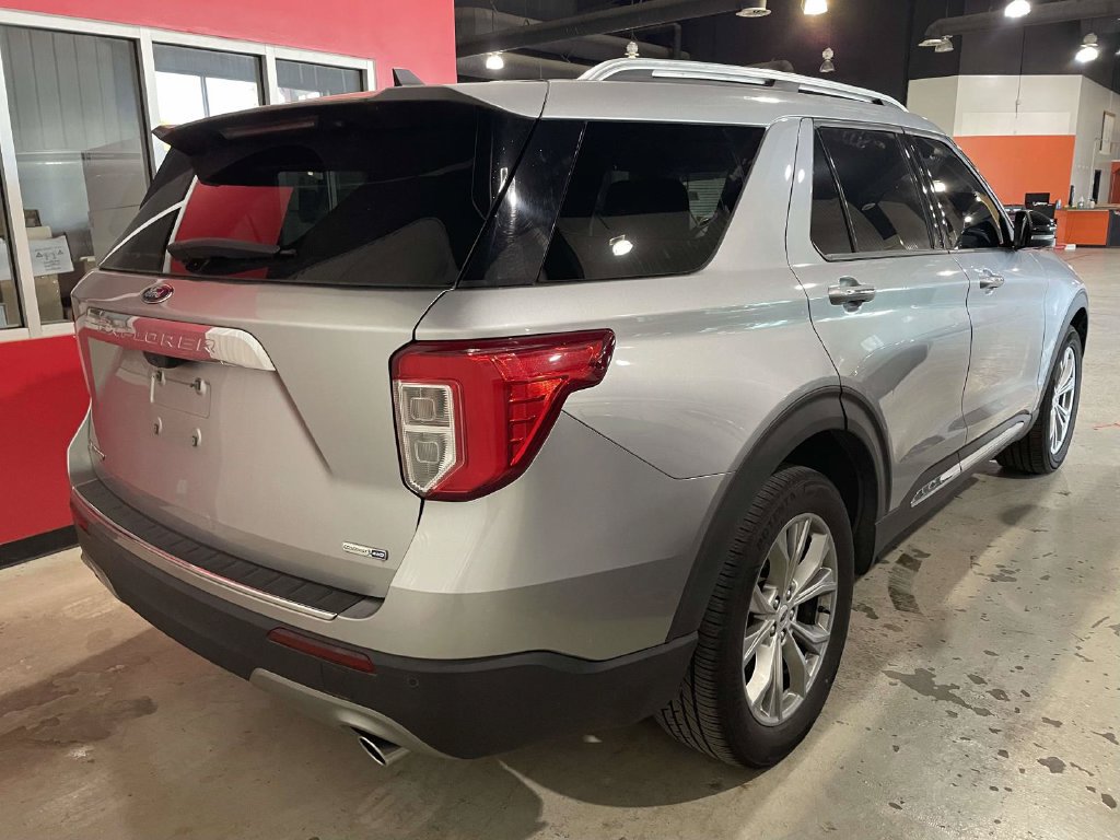 Used 2021 Ford Explorer Limited w/ Equipment Group 301A AWD/4WD image 6
